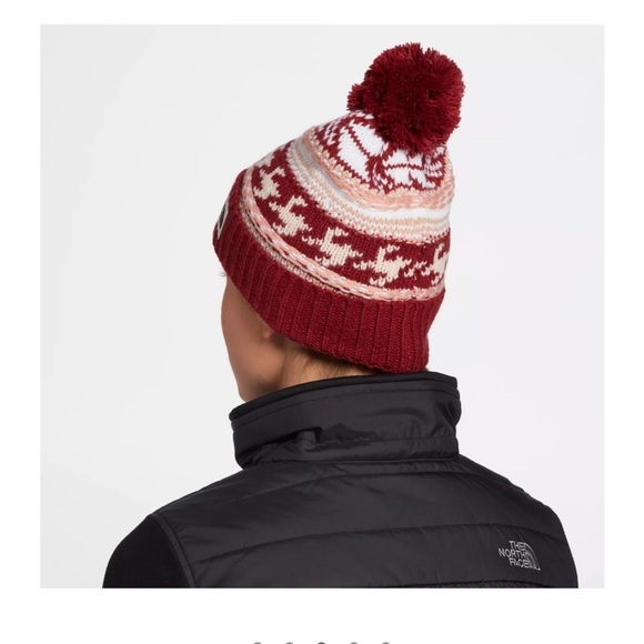 The North Face Women's Fair Isle Beanie Maroon Hat NWT Oversized Pom - Picture 6 of 6